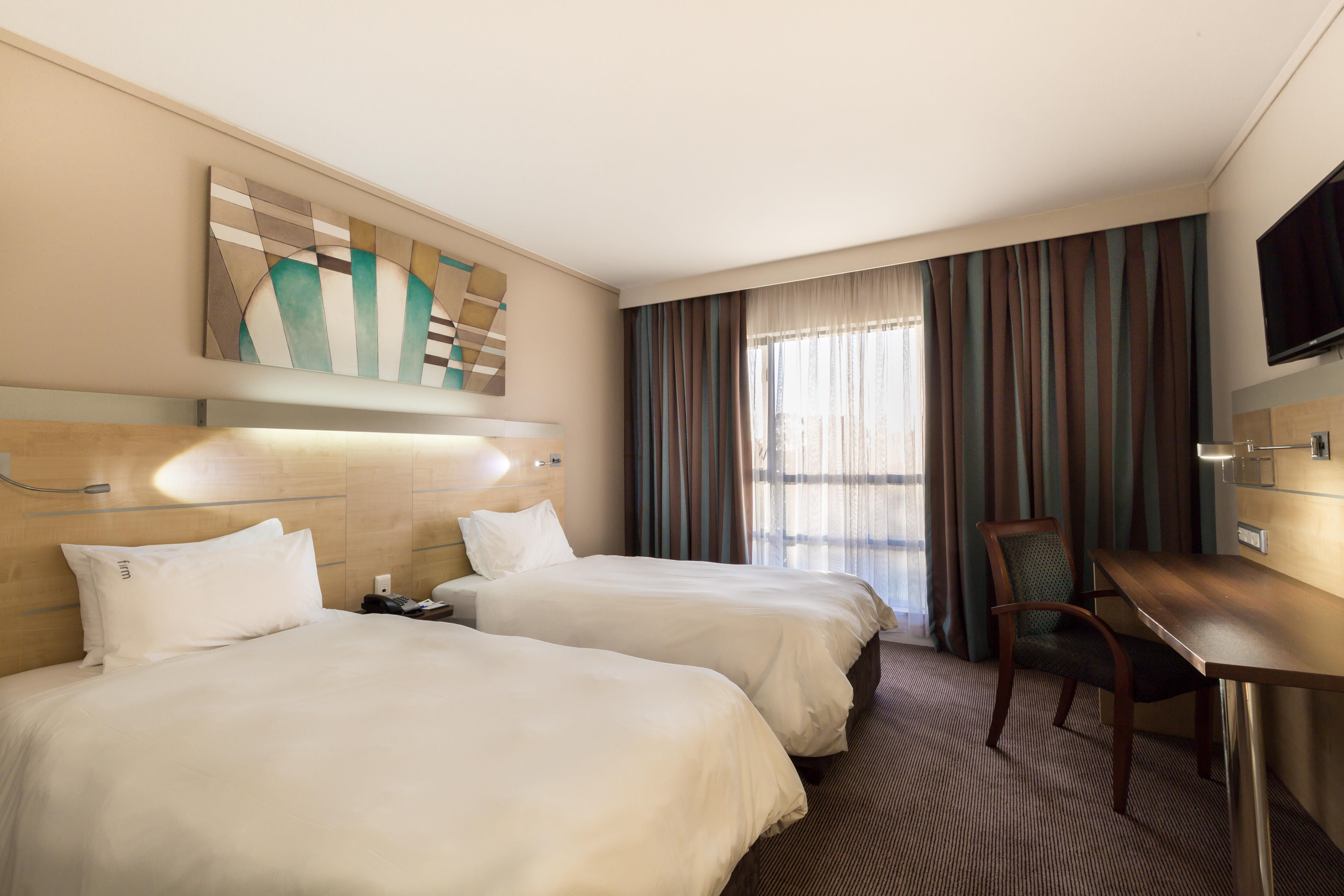 Holiday Inn Express Sandton-Woodmead By Ihg Extérieur photo