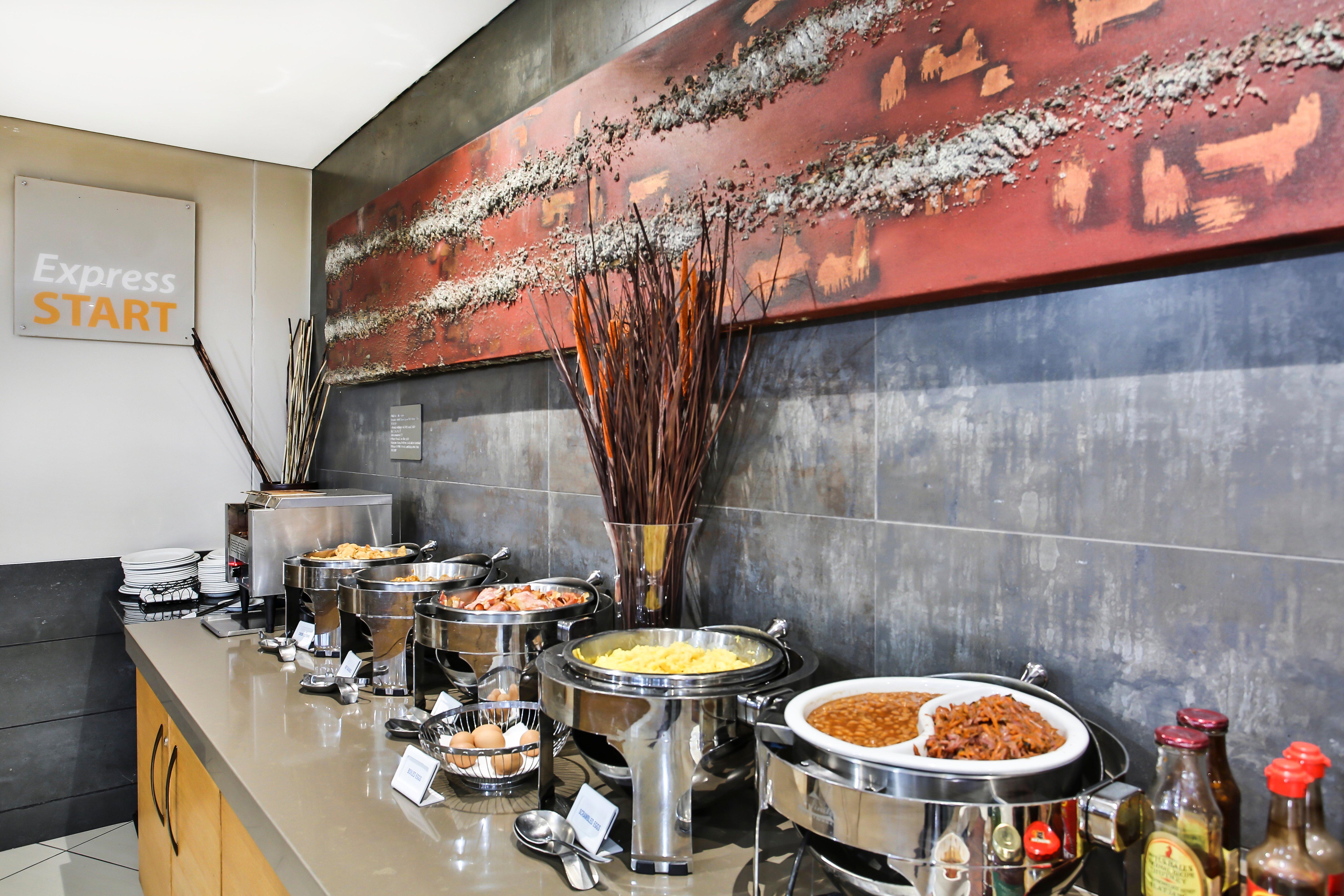 Holiday Inn Express Sandton-Woodmead By Ihg Extérieur photo