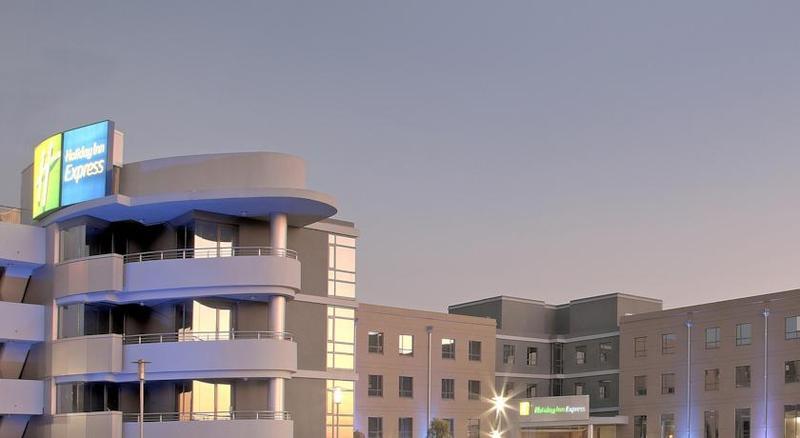 Holiday Inn Express Sandton-Woodmead By Ihg Extérieur photo